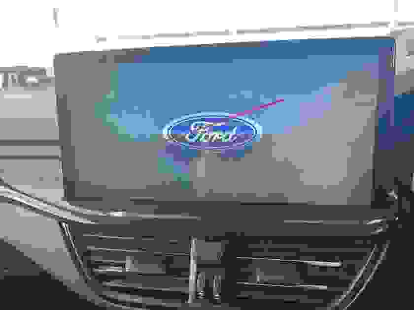 Ford Focus Photo at-a44319adc7684eab8d83821047559f87.jpg