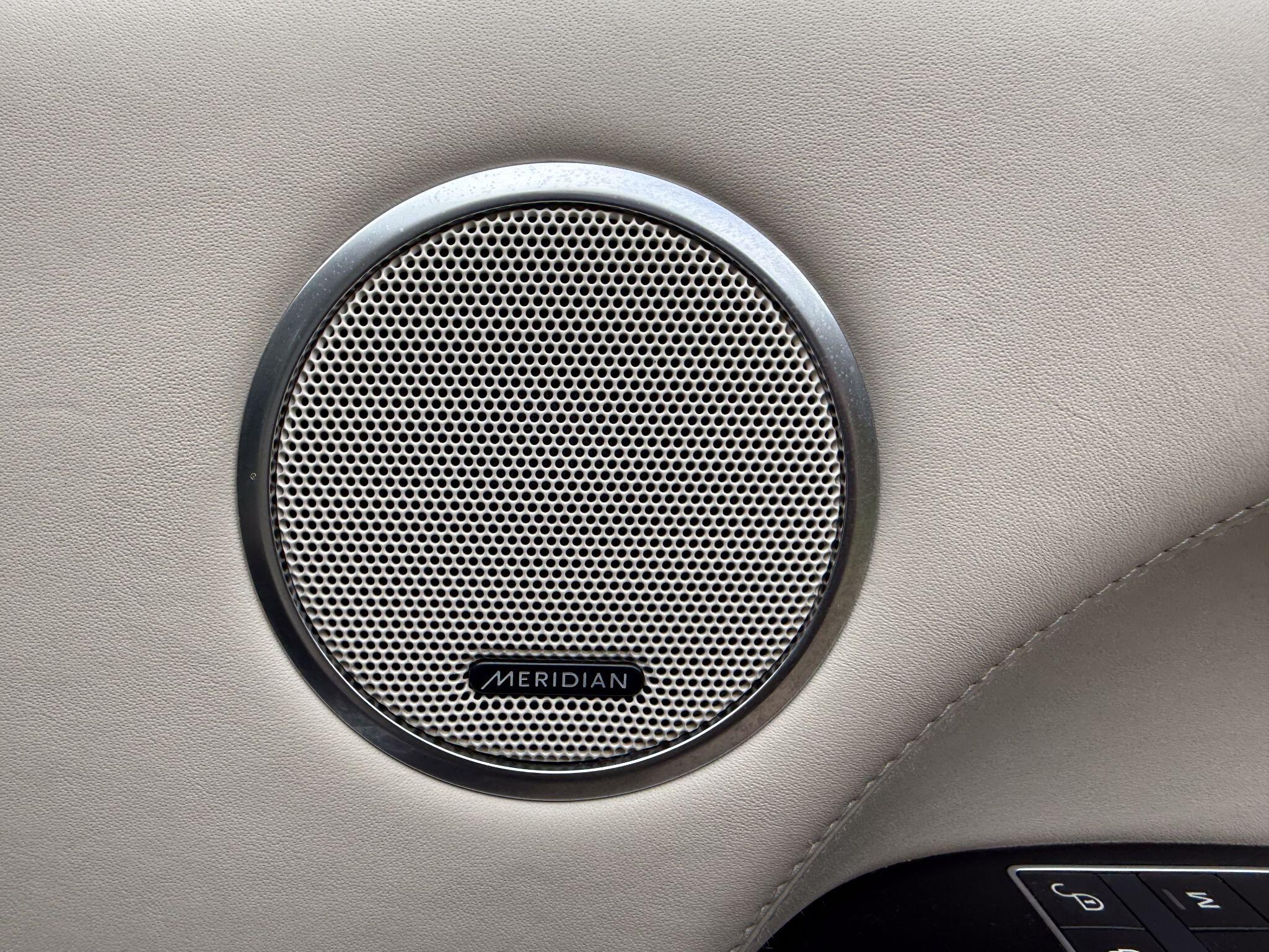 Land Rover Range Rover 4.4 SD V8 Autobiography Auto 4WD Euro 5 5dr — photo 8