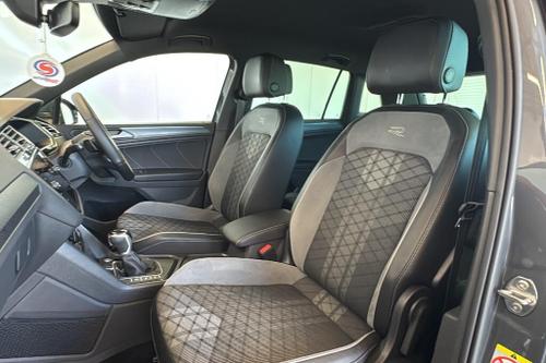 Volkswagen TIGUAN Photo at-a46212b7b8fe4f1d927ac473f6c5ca22.jpg