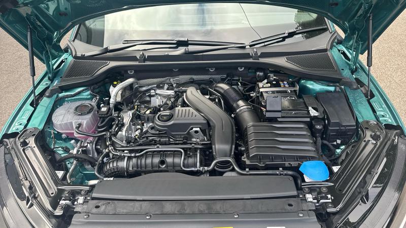 Skoda Octavia Photo at-a47e34f0f4844d1ea9f6c79fff3c47a4.jpg