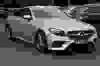 Mercedes-Benz E Class Photo 3