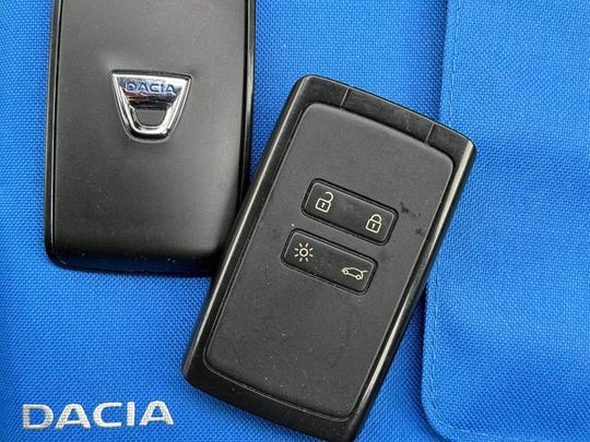 Dacia Duster Photo at-a4af353973314b5d9a23a09089d36c47.jpg