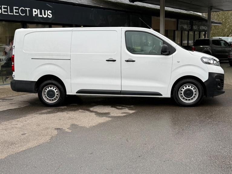 Used Vauxhall Vivaro LB70LKC 8