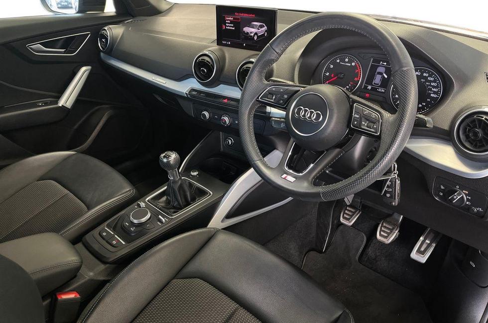 Audi Q2 Photo at-a53f95b12ea140d9b76f4c50783897ec.jpg