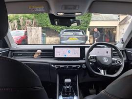 MG MG HS Photo 10