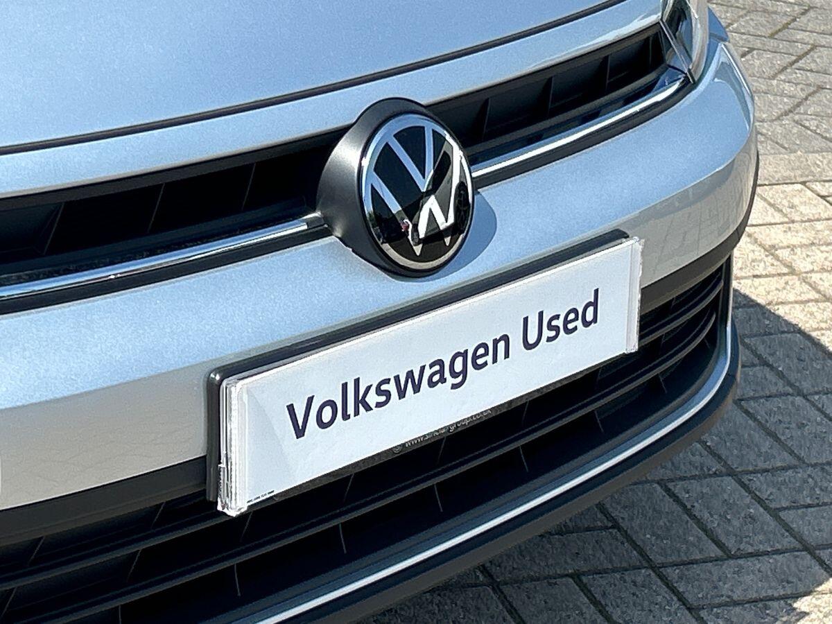 Volkswagen Polo Photo at-a58bf460fbf046c693492e999bbb873f.jpg