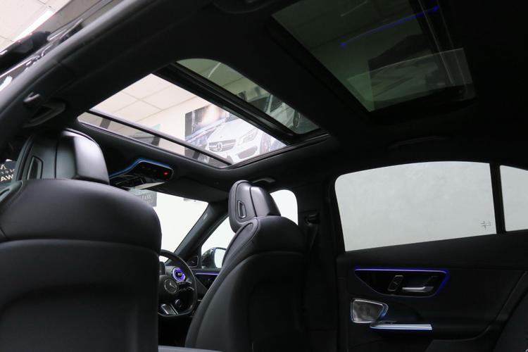 Used Mercedes-Benz C Class SN23URW 13
