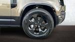 Land Rover Defender Photo 15