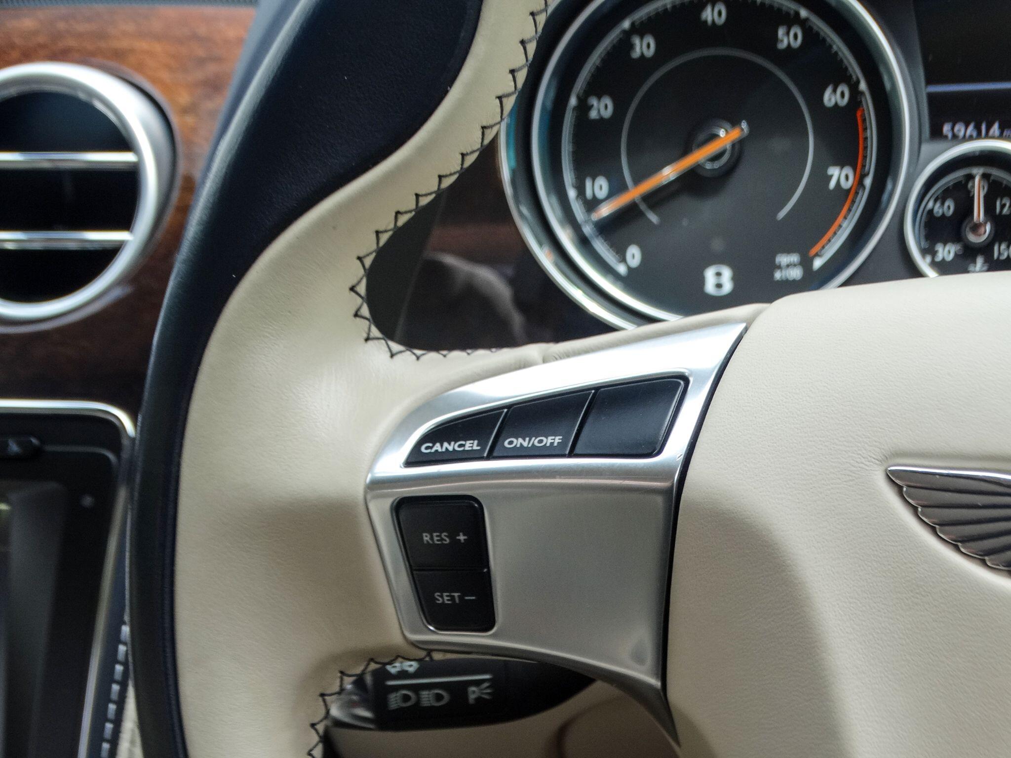 Bentley Continental 4.0 V8 GT S Coupe 2dr Petrol Auto 4WD Euro 6 (528 ps) — photo 27
