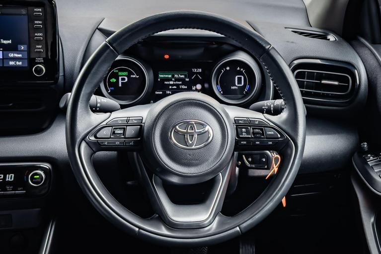 Used Toyota Yaris WP23HRO 29