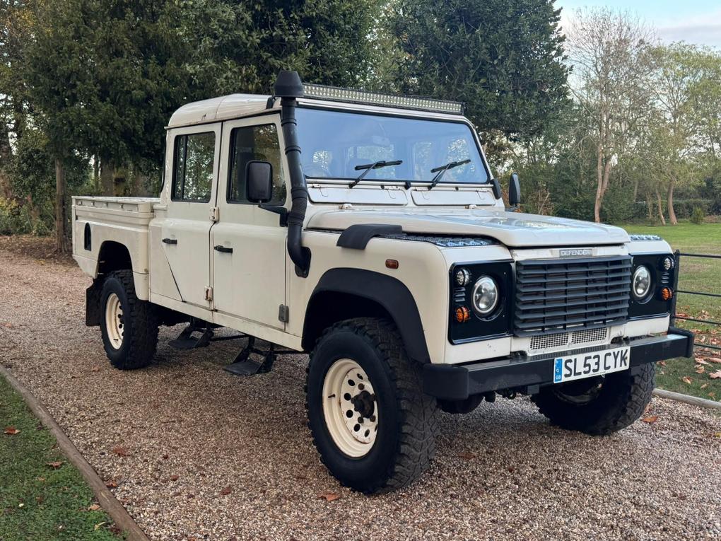 Used Land Rover Defender 130 SL53CYK 3