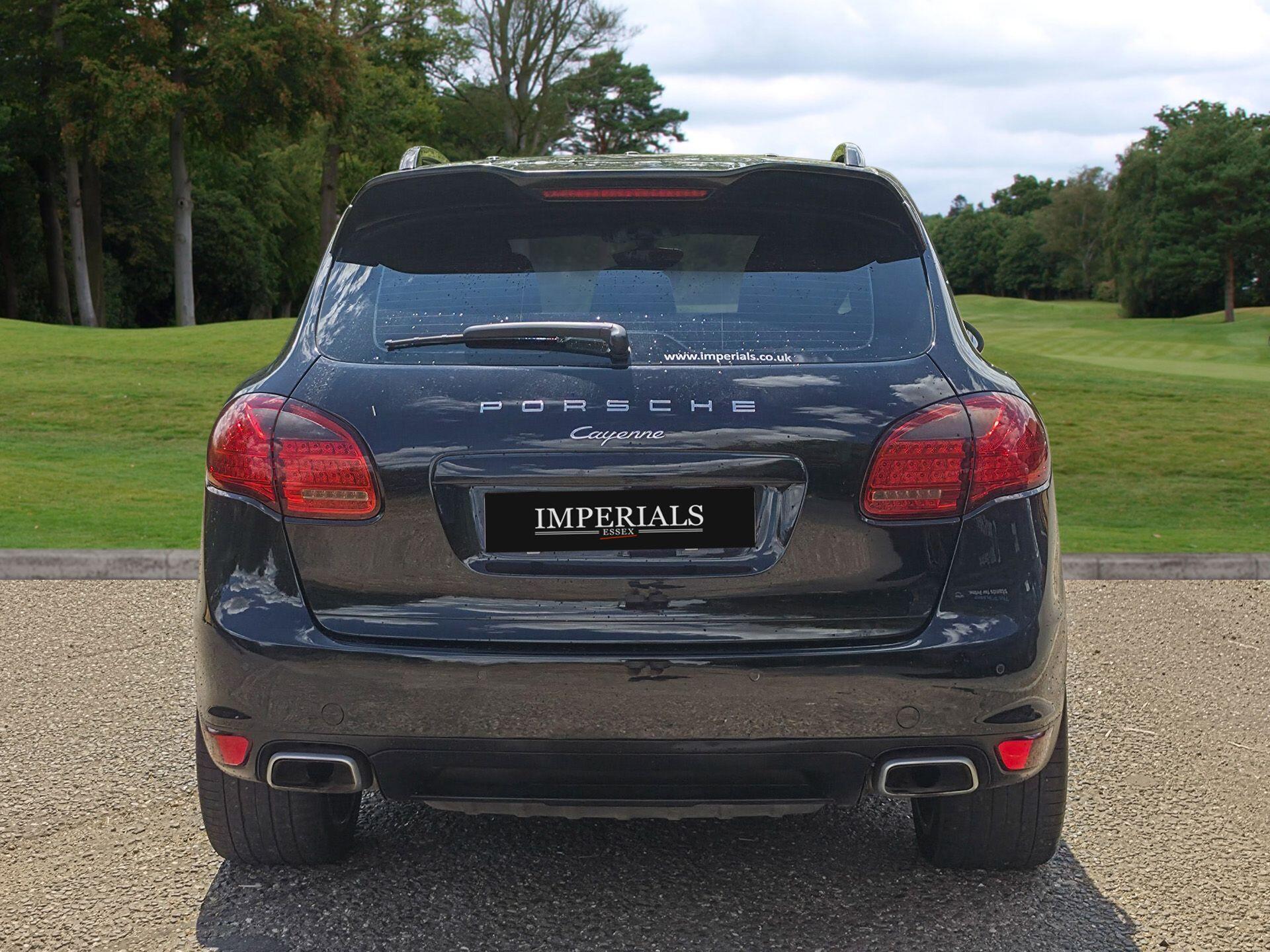 Porsche Cayenne 3.0 TD V6 Tiptronic 4WD Euro 5 (s/s) 5dr — photo 9