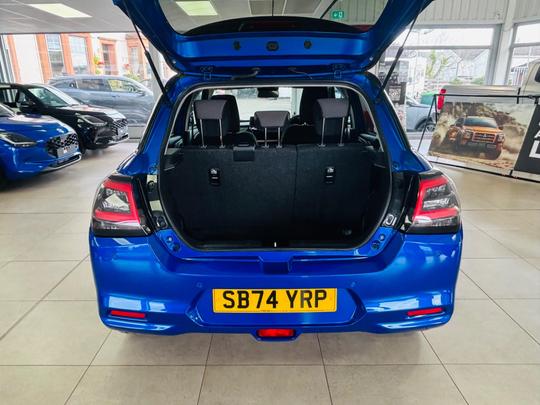 Suzuki Swift Photo at-a6340c10b65945af8e4d74beee8eb96f.jpg