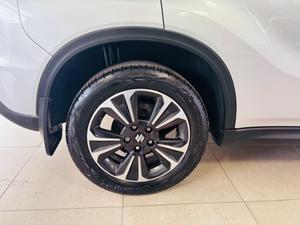 Suzuki Vitara Photo 24