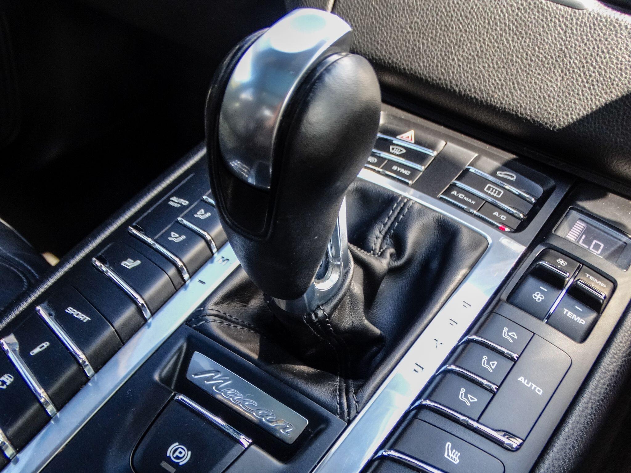 Porsche Macan 3.0T V6 GTS PDK 4WD Euro 6 (s/s) 5dr — photo 23