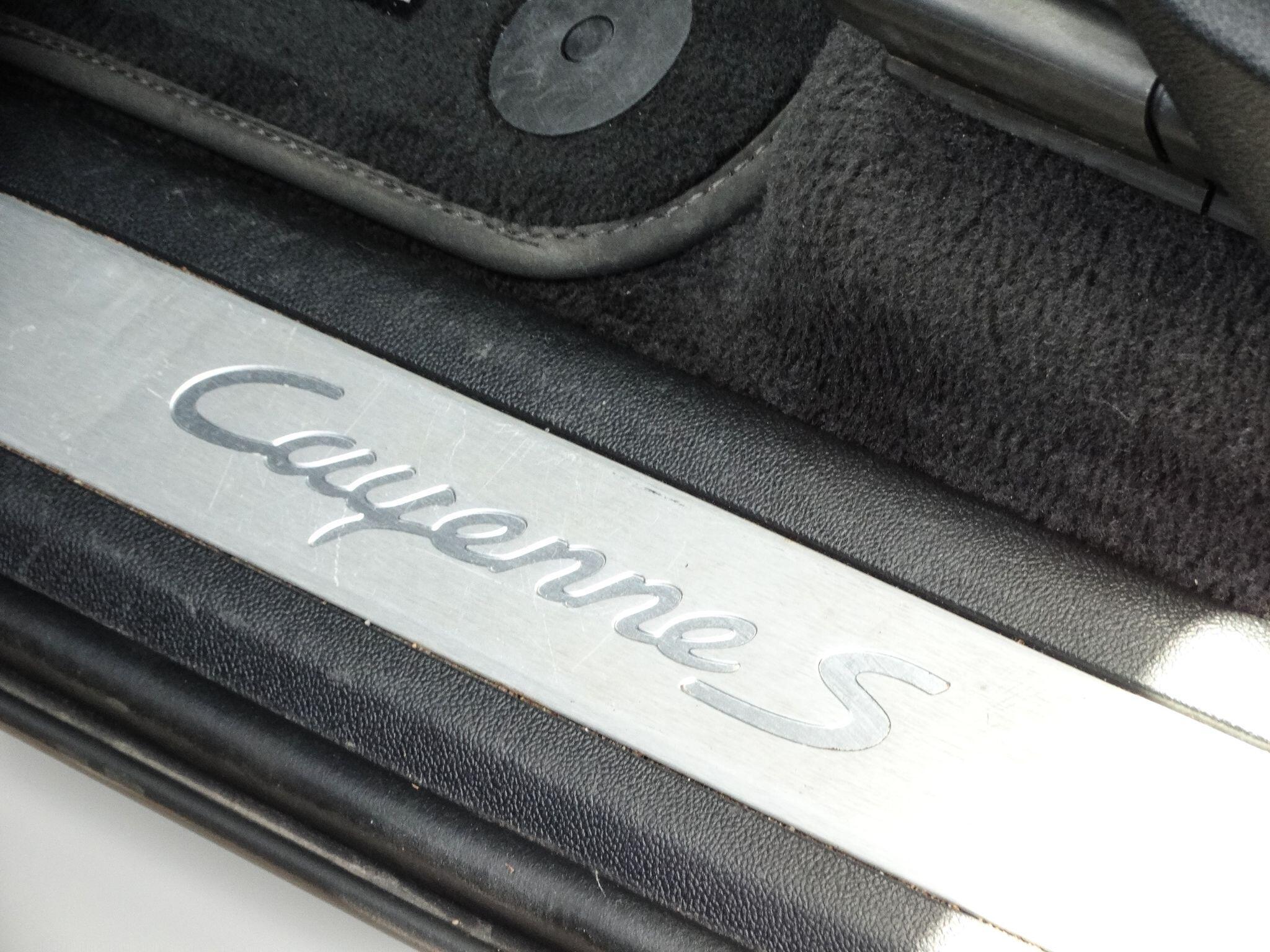 Porsche Cayenne 2.9T V6 S TiptronicS 4WD Euro 6 (s/s) 5dr — photo 17