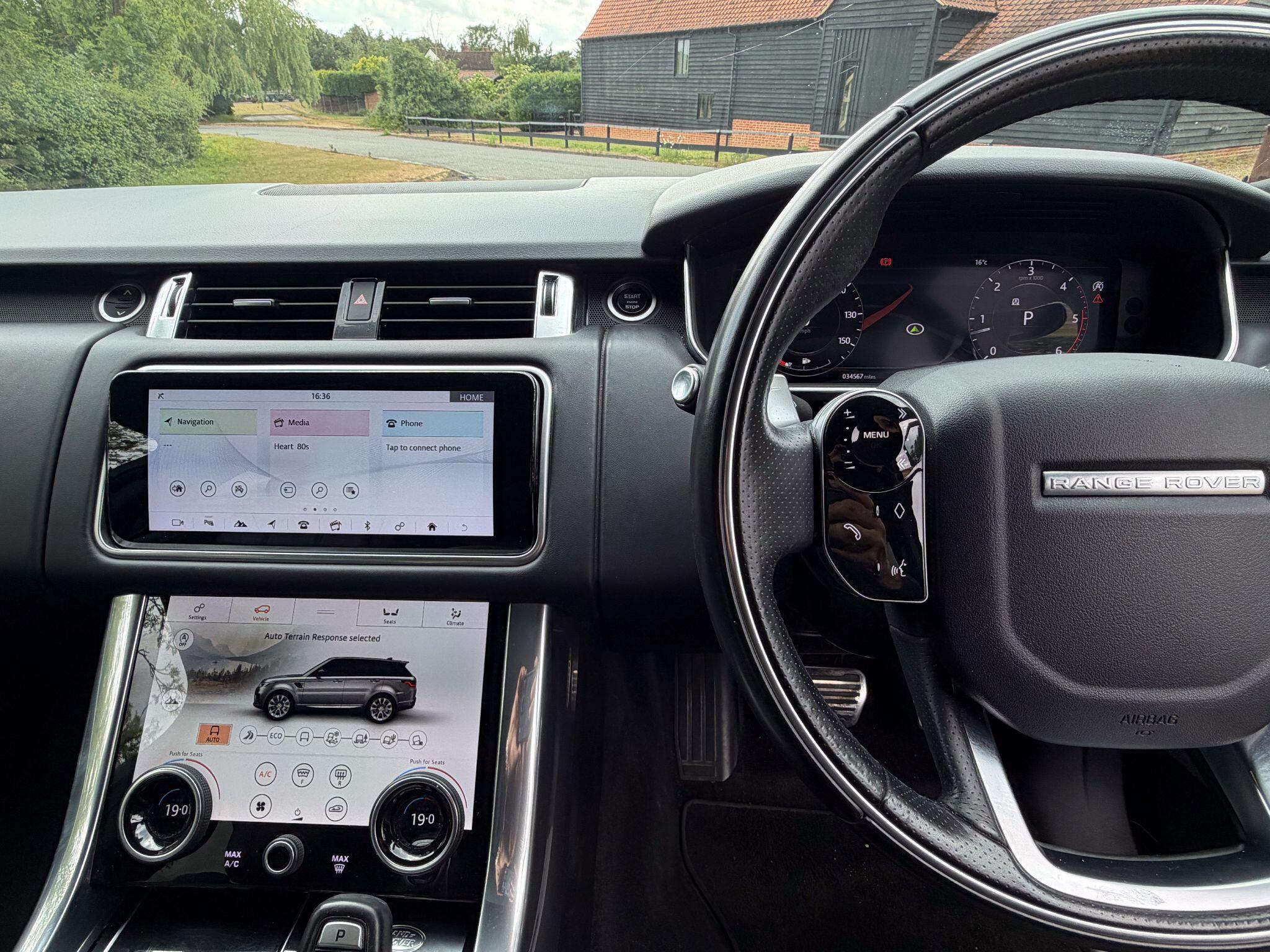 Land Rover Range Rover Sport 3.0 D300 MHEV HSE Dynamic Black SUV 5dr Diesel Auto 4WD Euro 6 (s/s) (300 ps) — photo 8