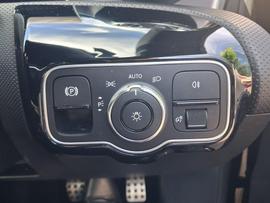 Mercedes-Benz CLA Photo 21