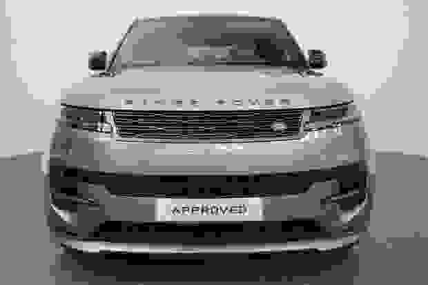 Land Rover RANGE ROVER SPORT Photo at-a6aa117e951f4002a7cf44a69401ad40.jpg