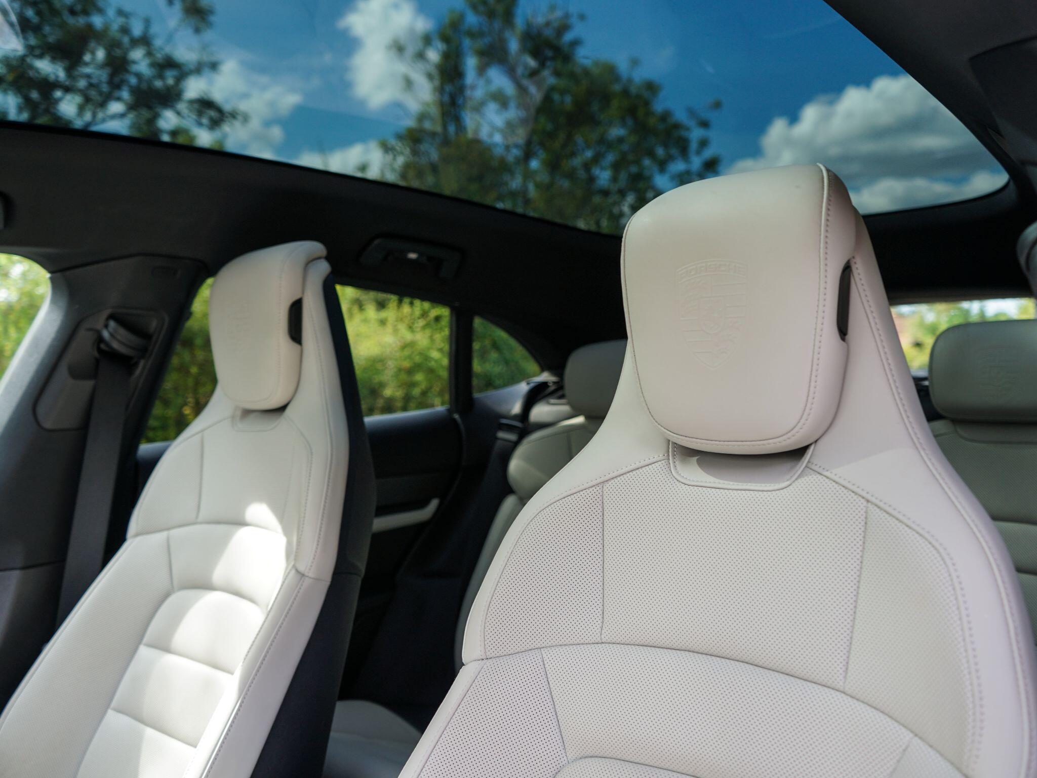 Porsche Taycan Performance Plus 93.4kWh 4S Sport Turismo 5dr Electric Auto 4WD (11kW Charger) (571 ps) — photo 15