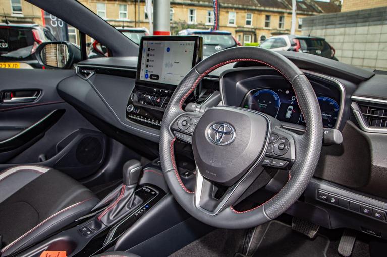 Used Toyota Corolla FD74OPF 13