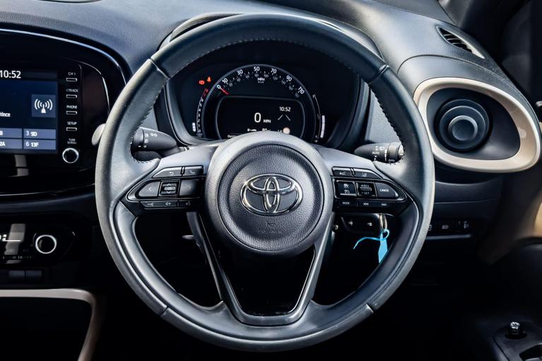 Used Toyota Aygo X WU73OPP 13