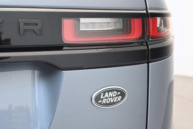 Land Rover RANGE ROVER VELAR Photo at-a7164c24134546ed922fd9260774e1f4.jpg