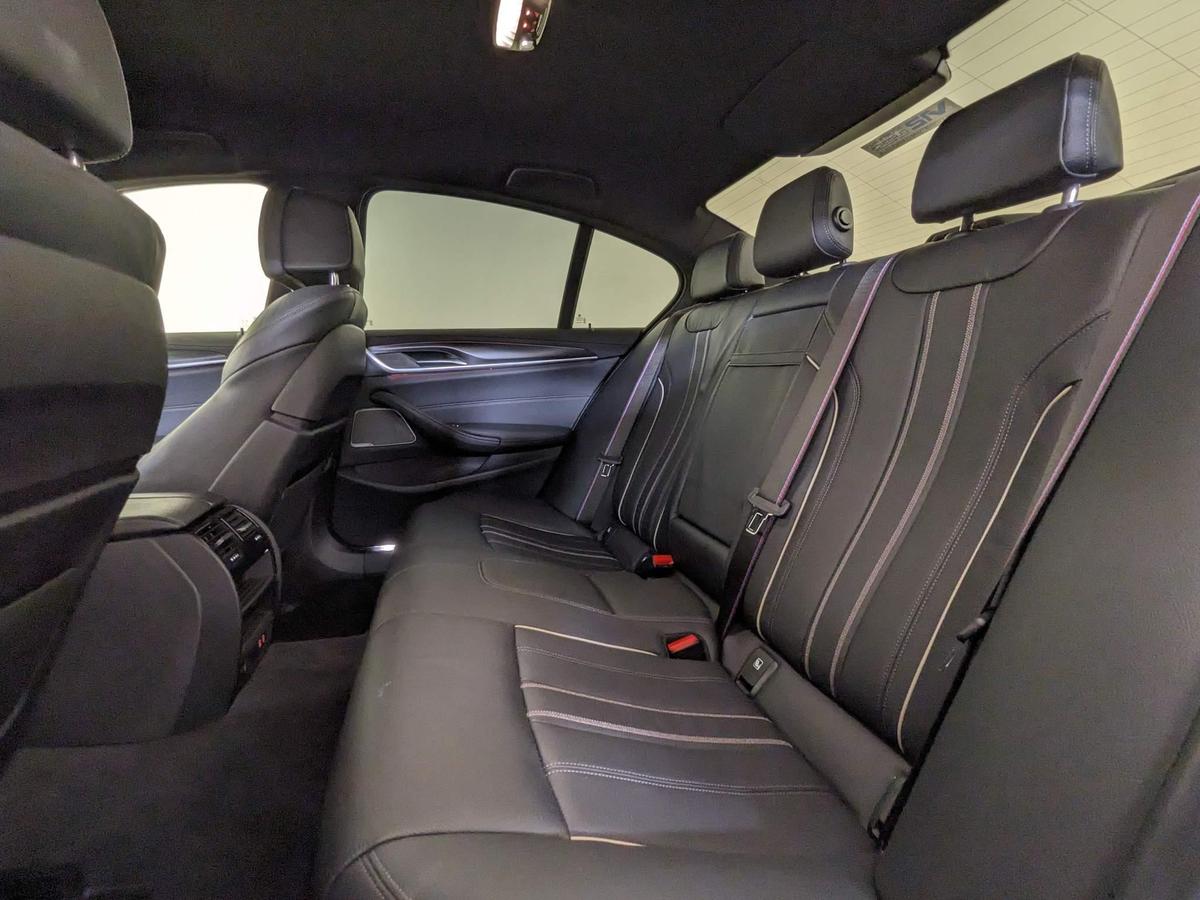 Used 2021 BMW 5 Series Blue £29,995 | 47,320 Miles | V12 