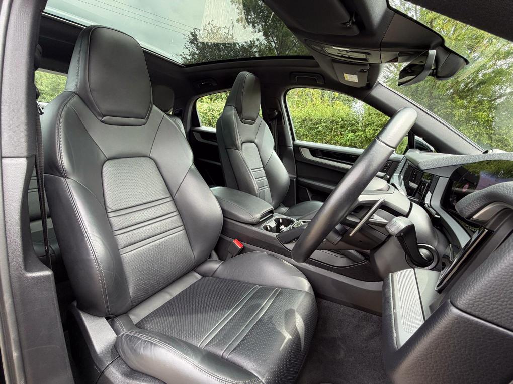 Used Porsche Cayenne FP24ZPM 19