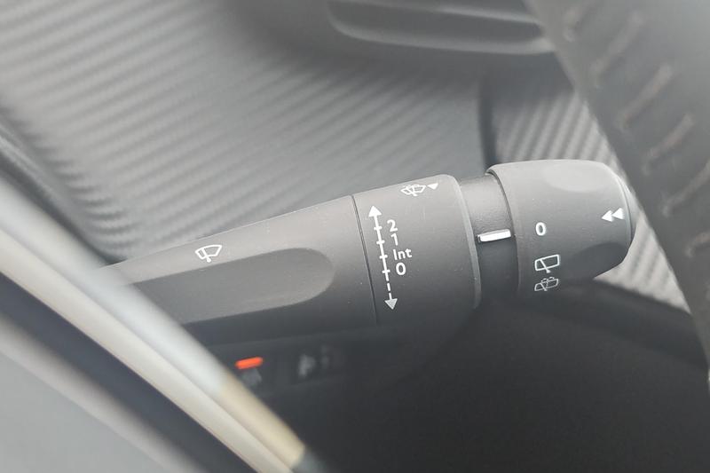 Used Peugeot 208 NV22HSX 23