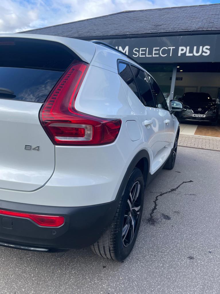 Used Volvo XC40 BJ73VMH 9