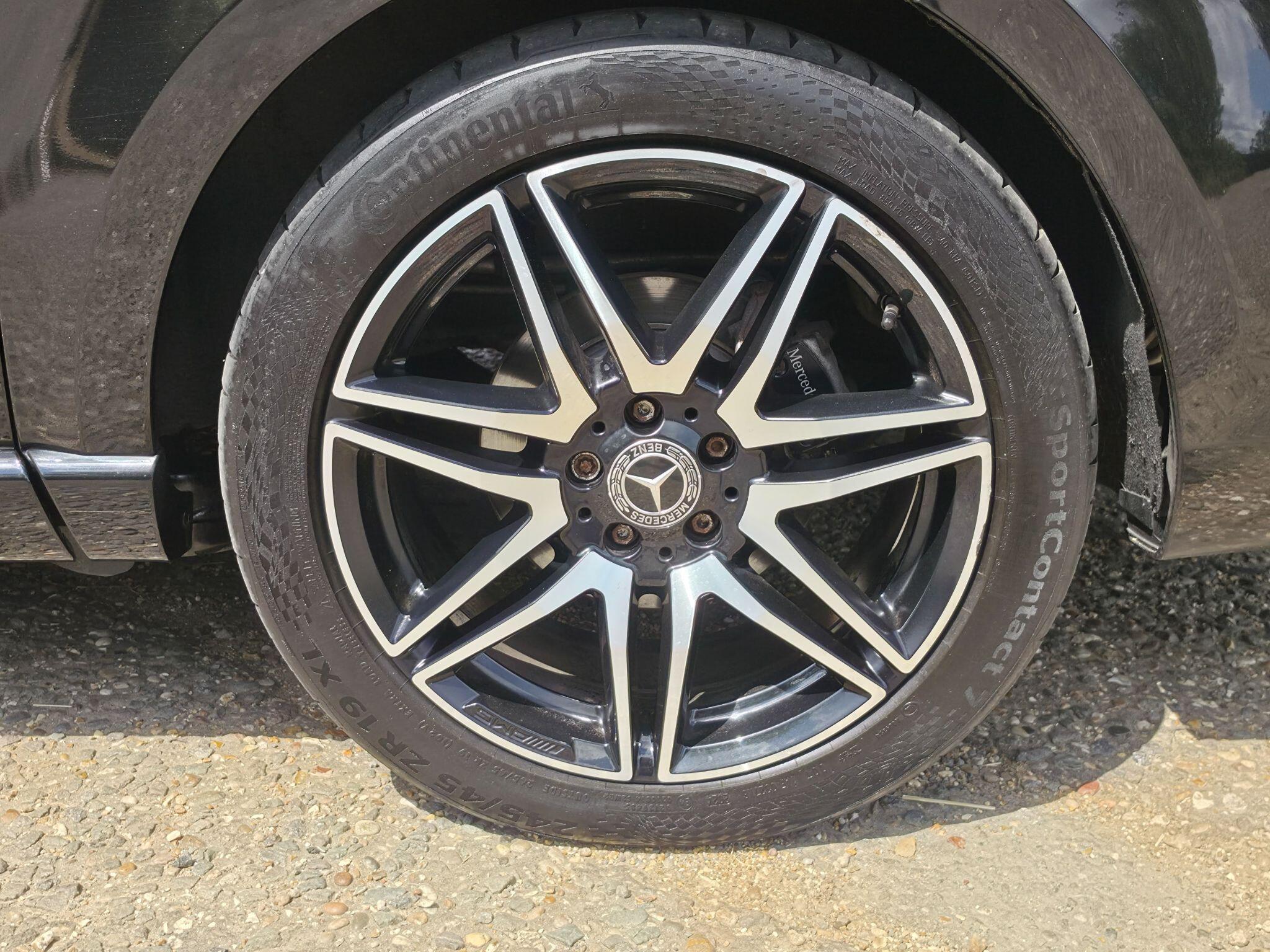 Mercedes-Benz V Class 2.2 V250d AMG Line G-Tronic+ Euro 6 (s/s) 5dr 8 Seat LWB — photo 6