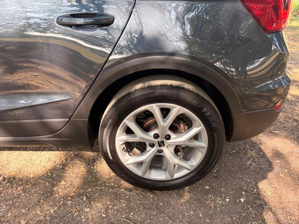 SEAT Arona Photo at-a79bf66eb89b4050b9116d1e8f4810e6.jpg