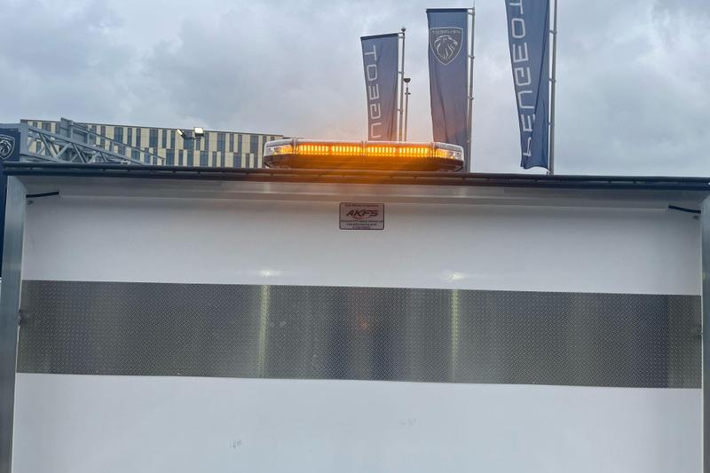 Used Peugeot Boxer NU74HFD 22