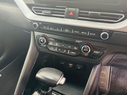 Kia Niro Photo at-a7b6a0da8e9f4b0ea49eb2f415081529.jpg