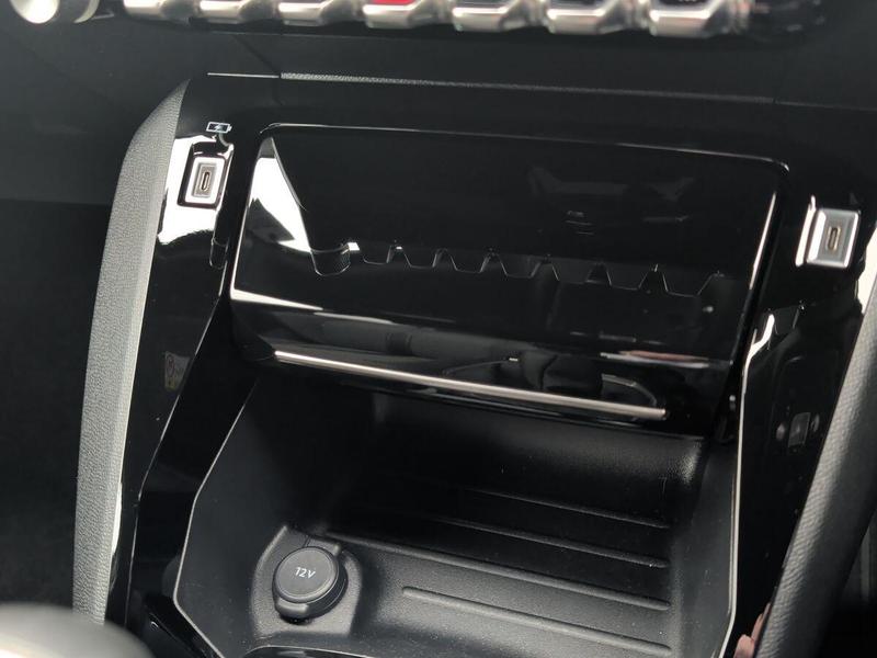 Used Peugeot 2008 LS24UOV 38