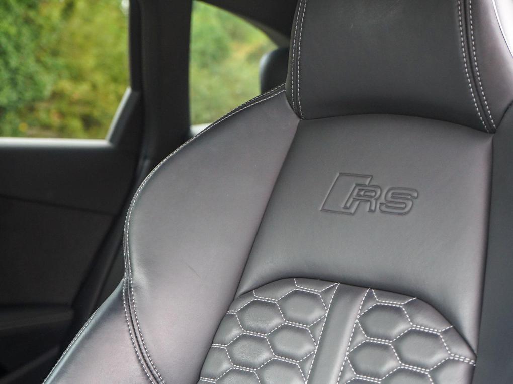 Used Audi RS4 Avant VU22BOF 15