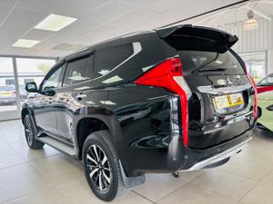 Mitsubishi Shogun Sport Photo 2