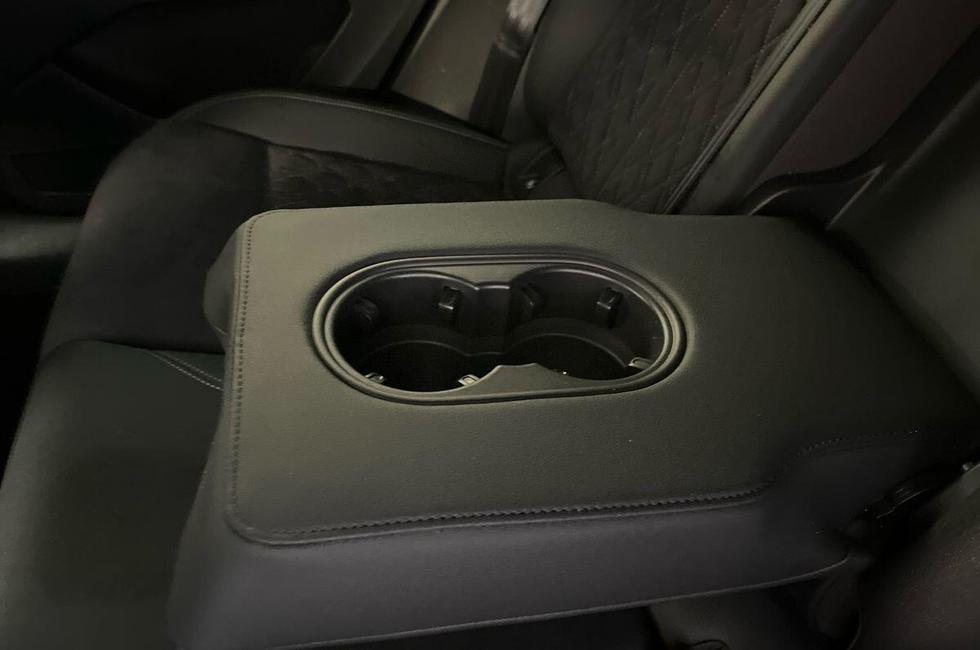 Audi Q4 Photo at-a815d84f6586436388da45cc4ef3de3b.jpg