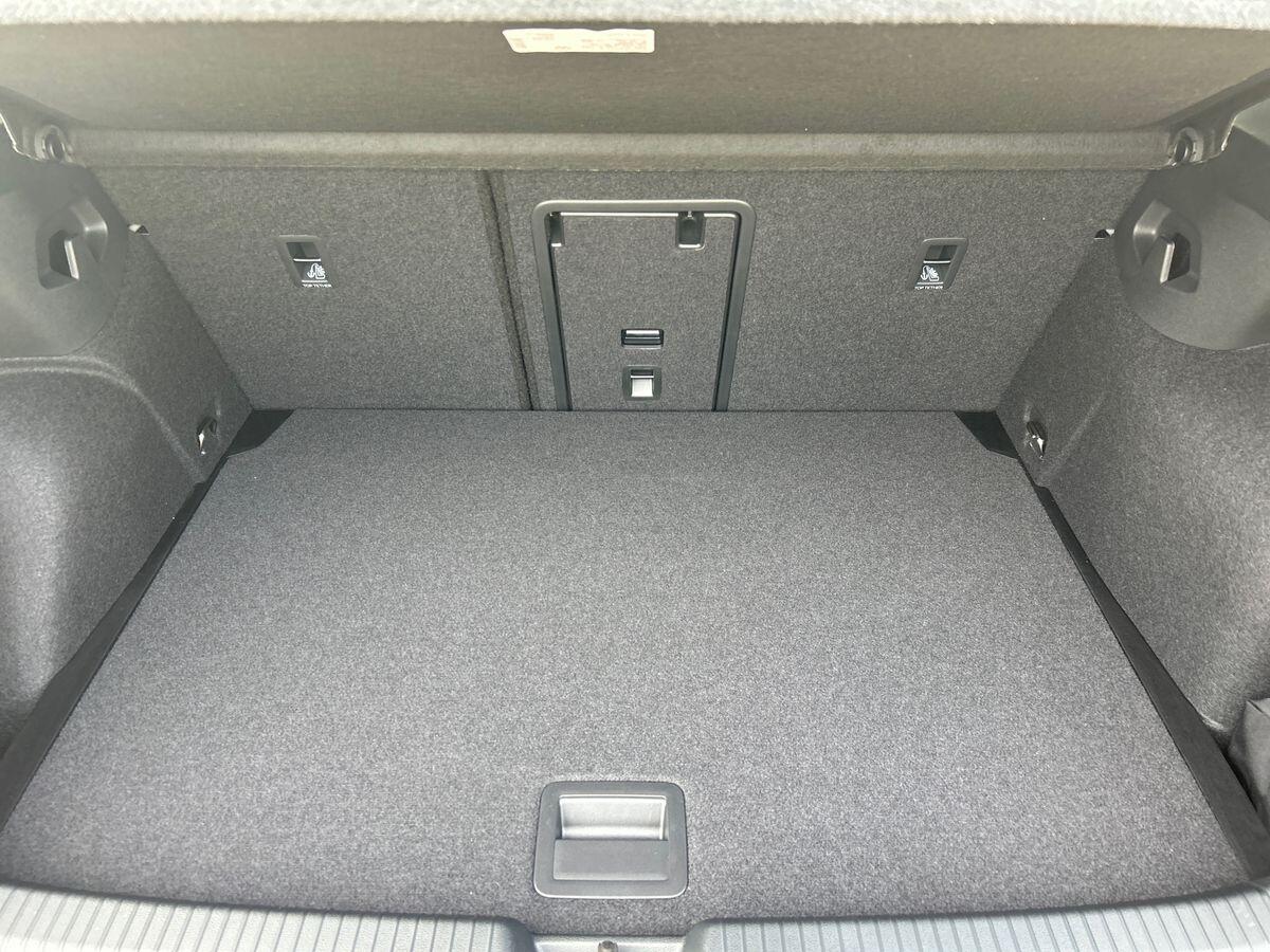 Volkswagen Golf Photo at-a8213428a5ad4bc6b8380070b3d0a1ca.jpg