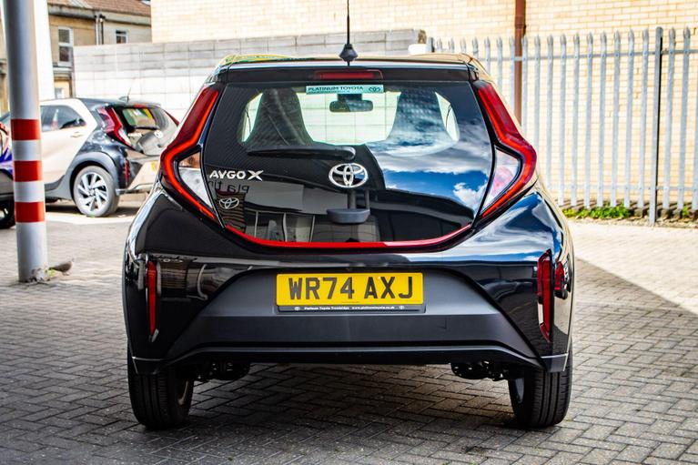 Used Toyota Aygo X WR74AXJ 6