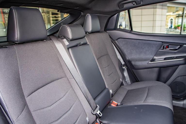 Used Toyota C-HR+ WU26NRK 15