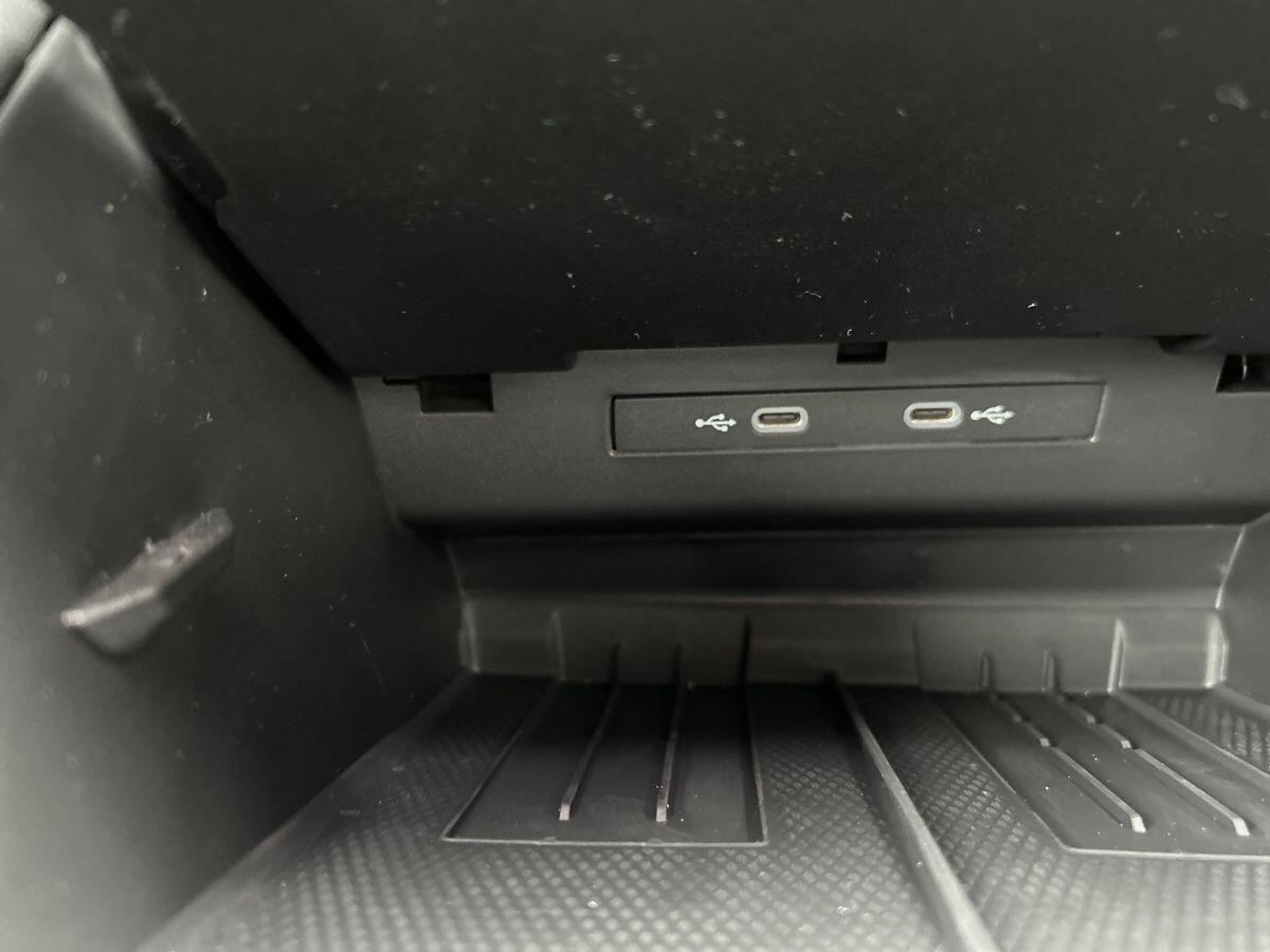 Volkswagen Tiguan Photo at-a863d55745ea45b4a5d3da1384ed9a9e.jpg