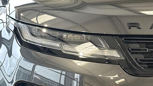 Land Rover Range Rover Evoque Photo at-a8d636a9afeb48ab8ee4ab482fd67f73.jpg