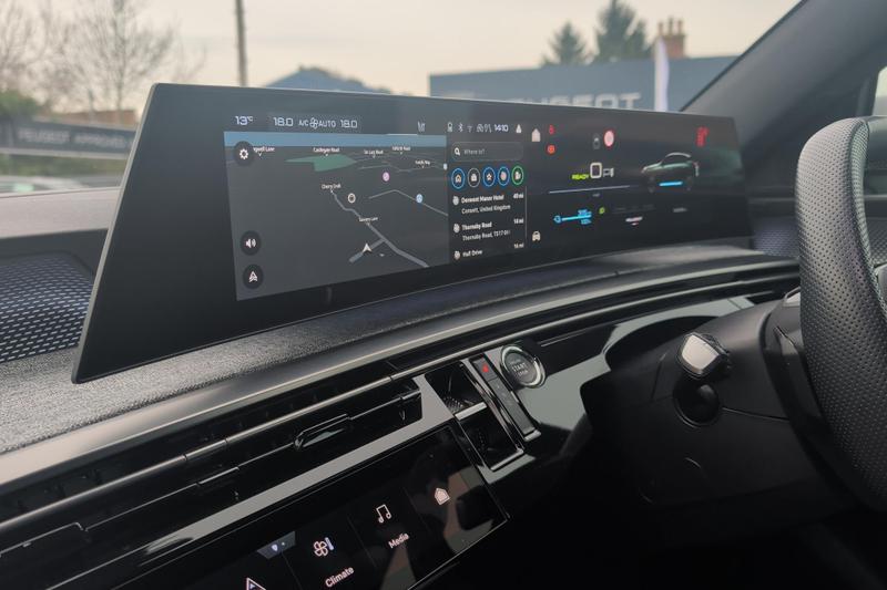 Used Peugeot E-3008 NV24VOB 7