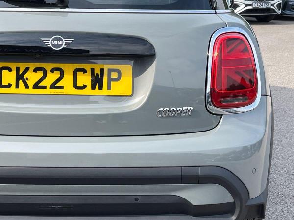 MINI Hatch Photo at-a8e2bc3ef3624f76840a586d0b770292.jpg