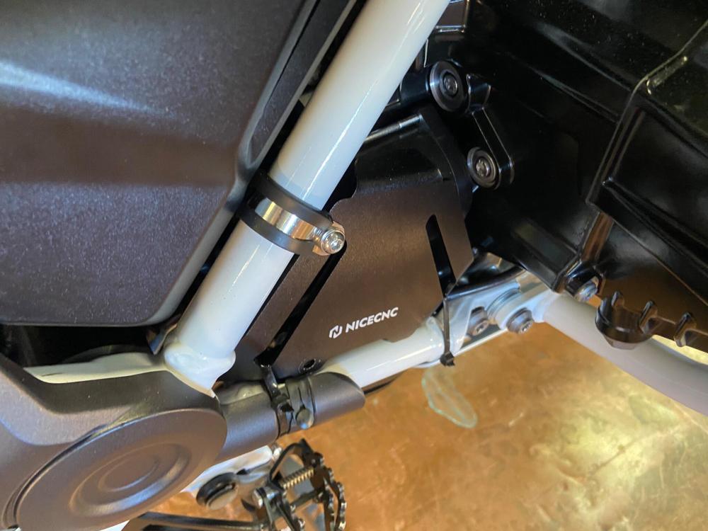 BMW R 1250 GS Adventure Photo at-a8f240b5cd3b4256bedb479ea19310d5.jpg