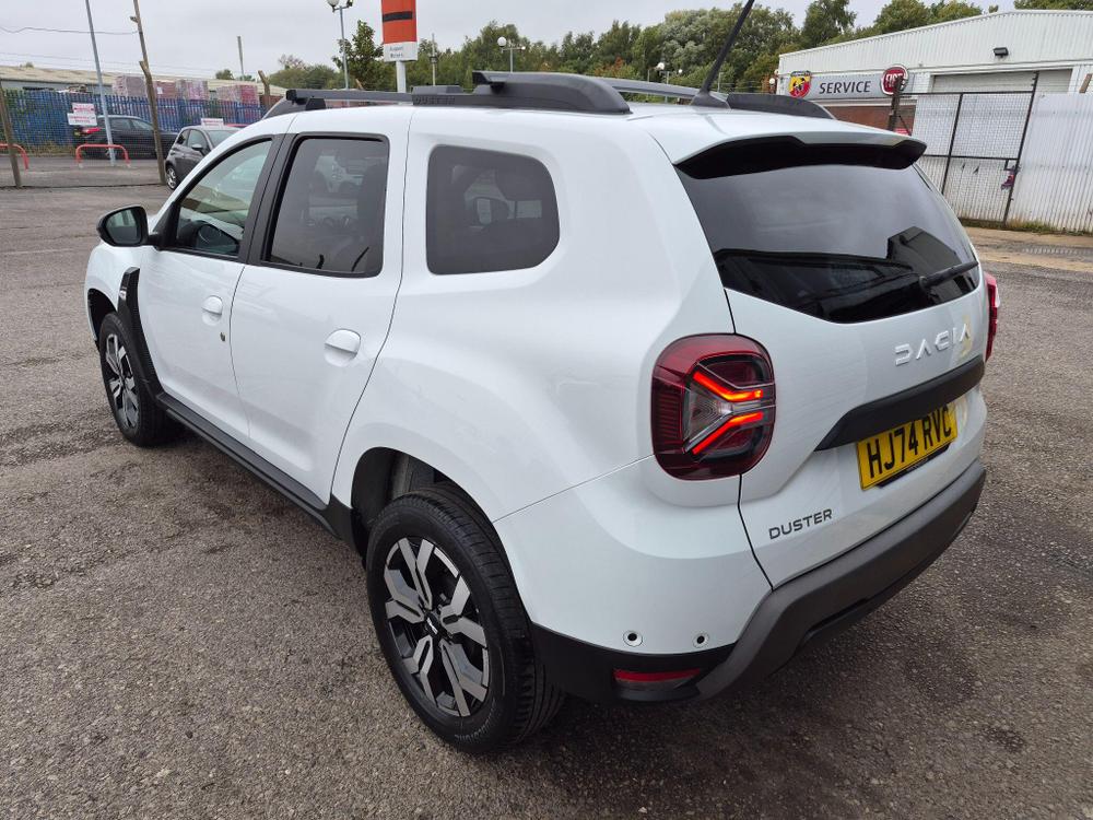 Dacia Duster Photo at-a8fc9ac9fcd34880a9a85880f693acf9.jpg