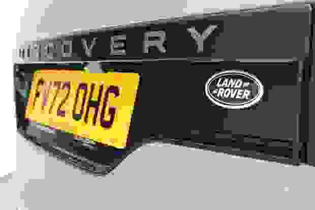 Land Rover DISCOVERY Photo at-a9219f3efa3845a98131c8bf9a71a607.jpg