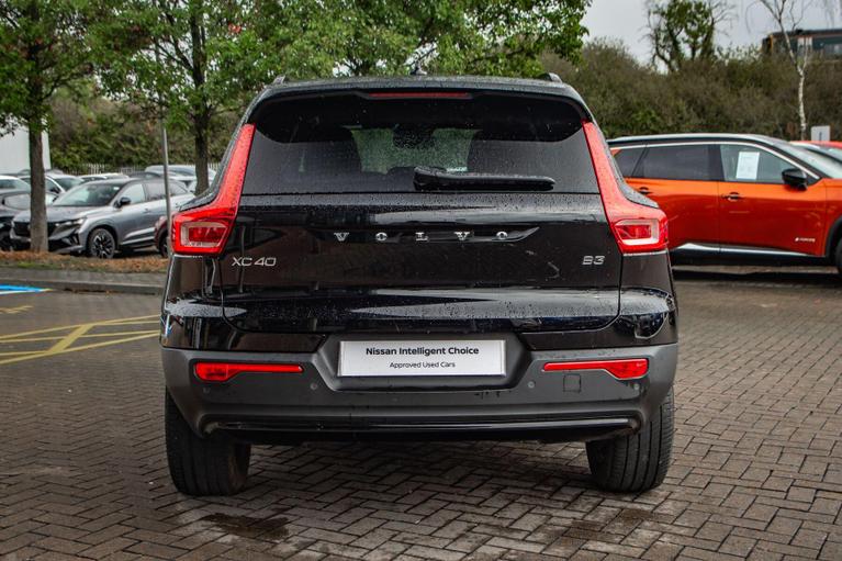 Used Volvo XC40 OE72HKK 4